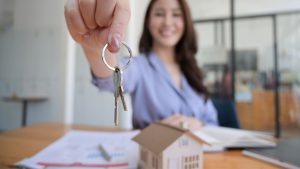 La fiscalité sur location meublée : quel régime choisir en 2025